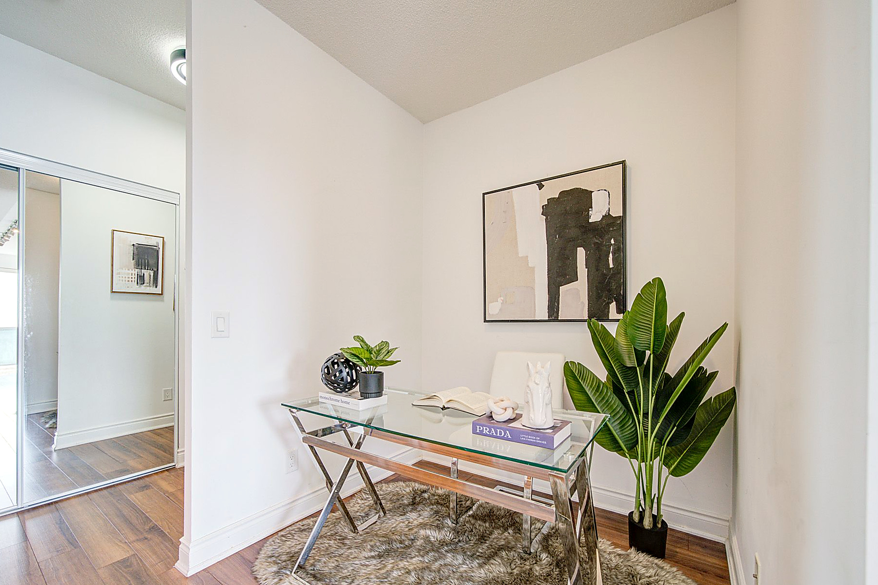 Professionally staged condo office nook by Astra Staging
